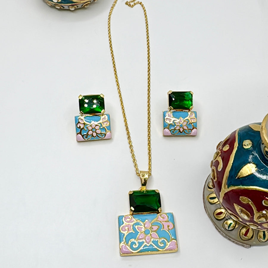 Green Stone & Meenakari Pendant Set