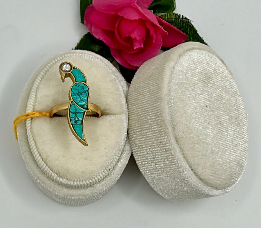 Turquoise Gold Lookalike Parrot Finger Ring (Adjustable)