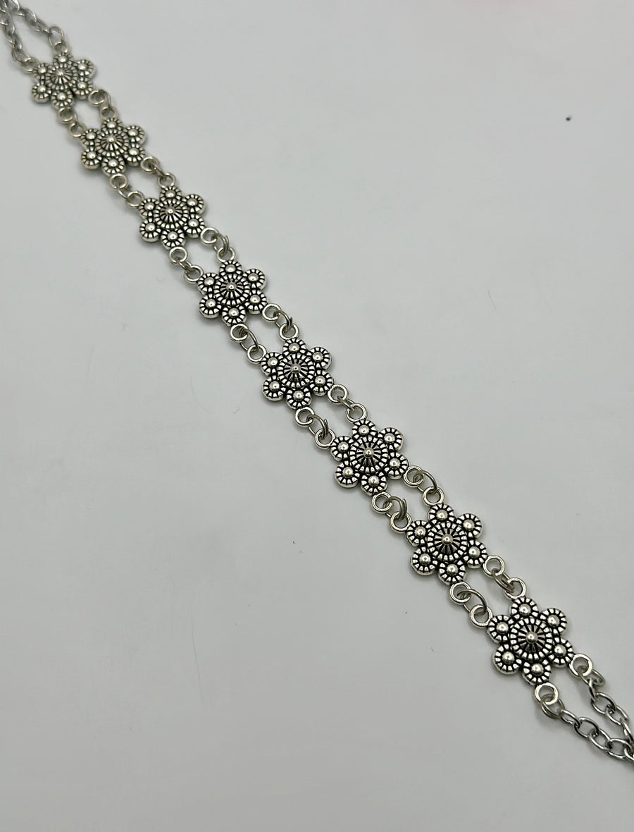 Clear Silver Lookalike Dainty Flower Matha Patti