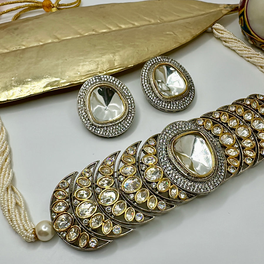 Clear Uncut Kundan Choker Set