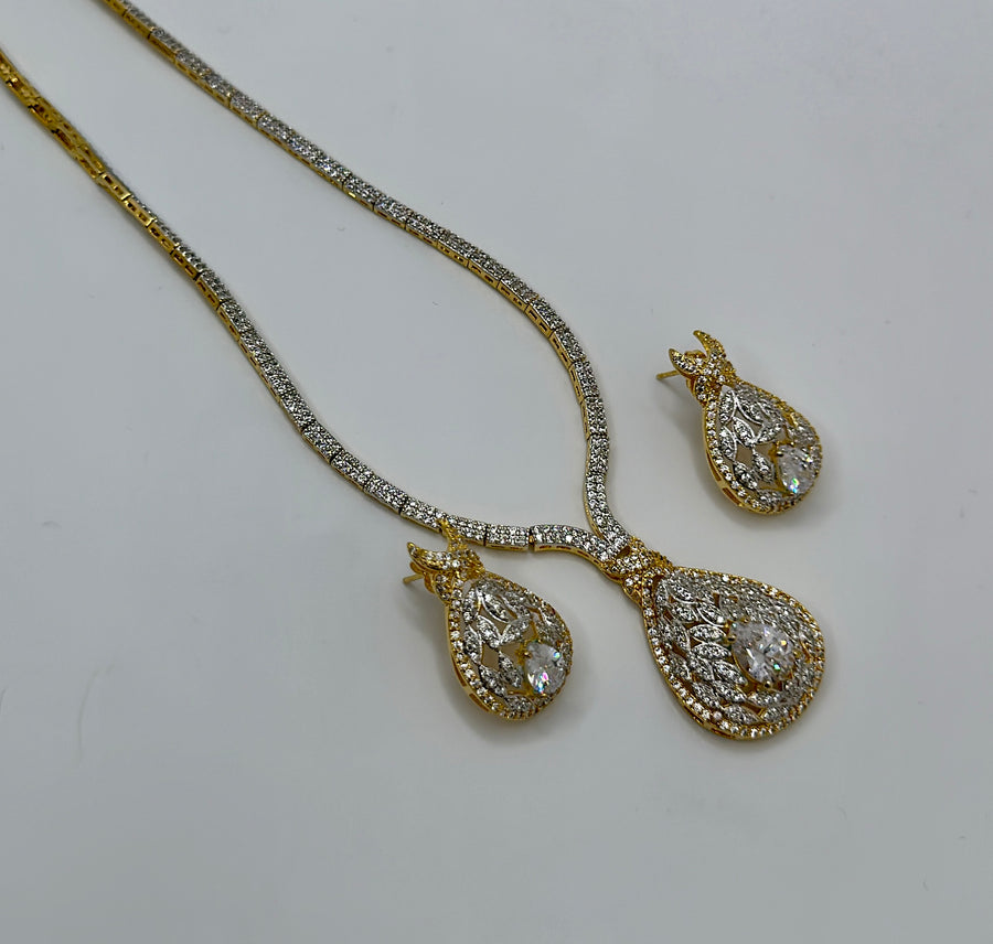 Clear American Diamond Dainty Necklace Set