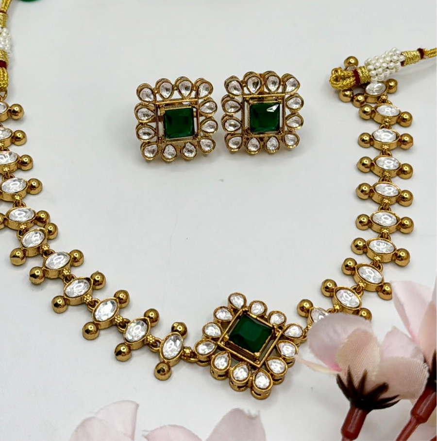 Green Dainty Kundan Necklace Set