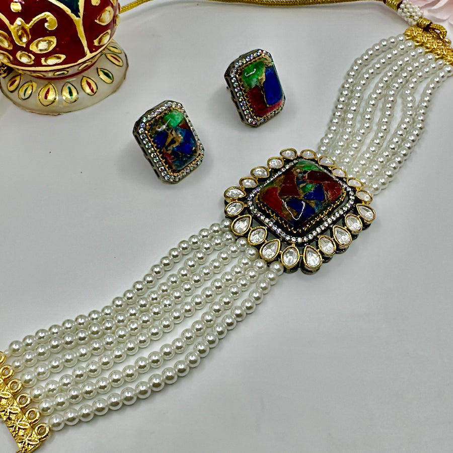 Multi Metallic Doublet With Kundan & Pearls Choker Set