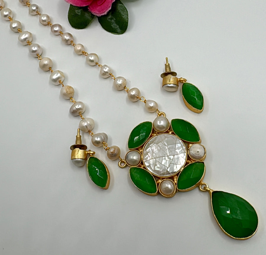 Green & MOP  Contemporary Long Necklace Set