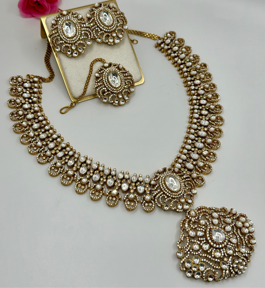 White Bridal Moissanite Kundan Necklace Set With Mang Tika