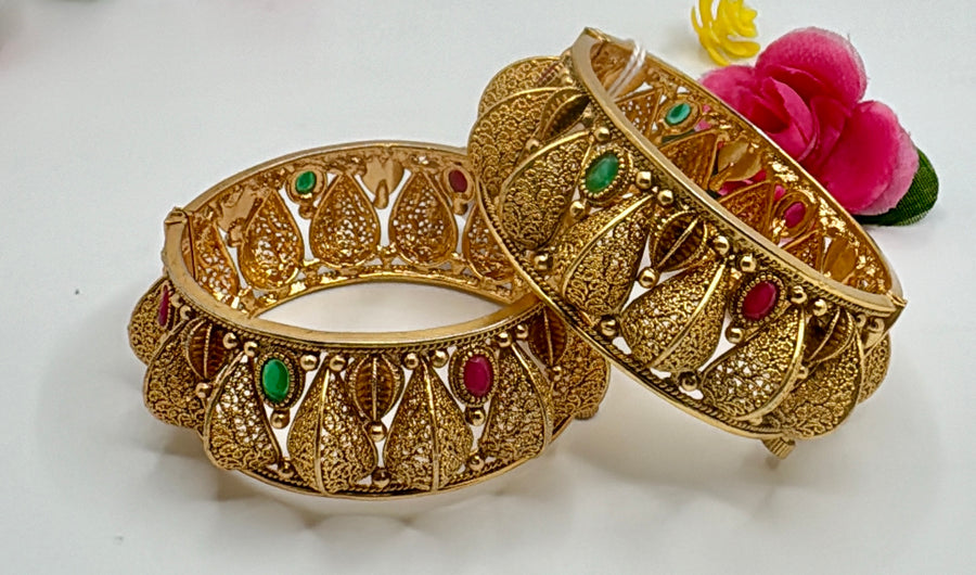 Green And Ruby Antique Gold Bangle Pair (Openable Size 2.2)