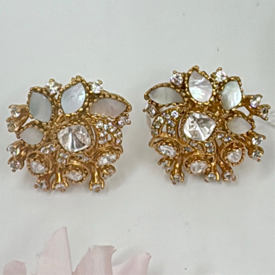 Clear MOP & Moissanite Kundan Stud Earrings