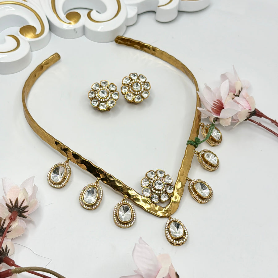 Clear Moissanite Kundan Hasli Necklace Set