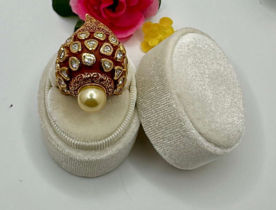 Clear Kundan Sea Shell Adjustable Statement Finger Ring