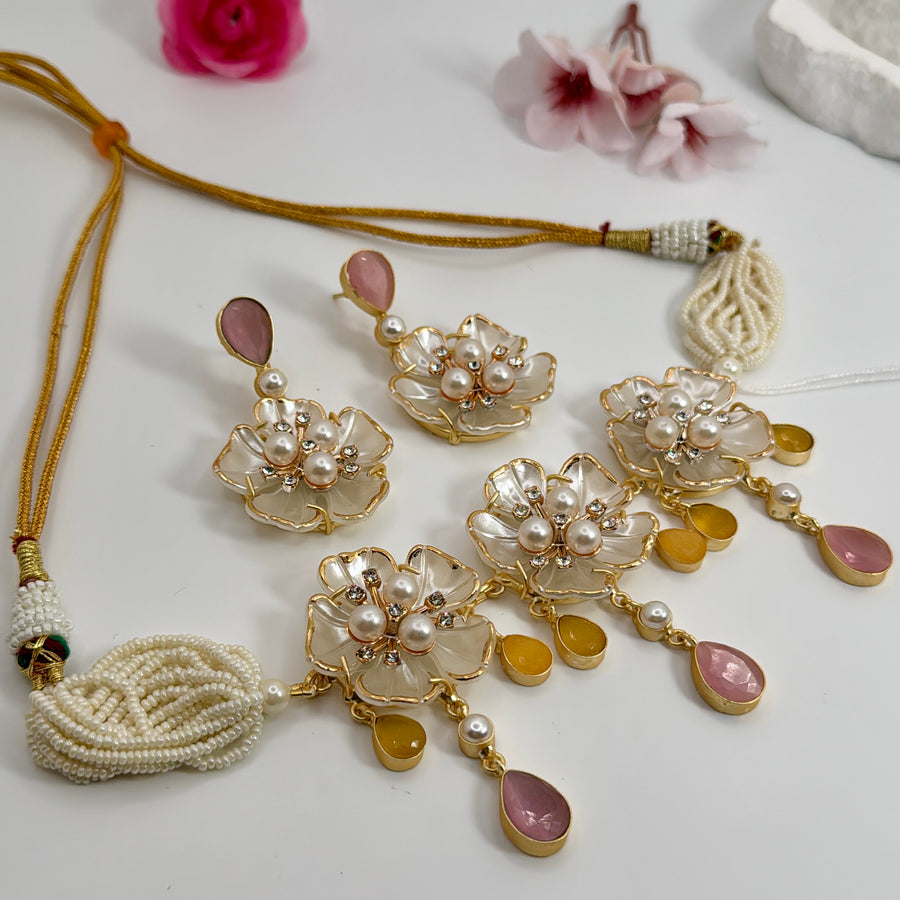 Yellow & Pink Natural Stone MOP Flower Choker Necklace Set