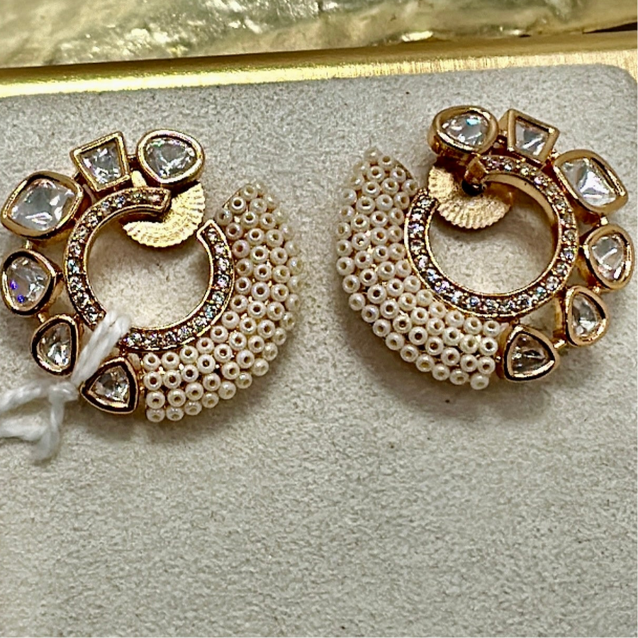 Clear Pearl & Moissanite Kundan Studs