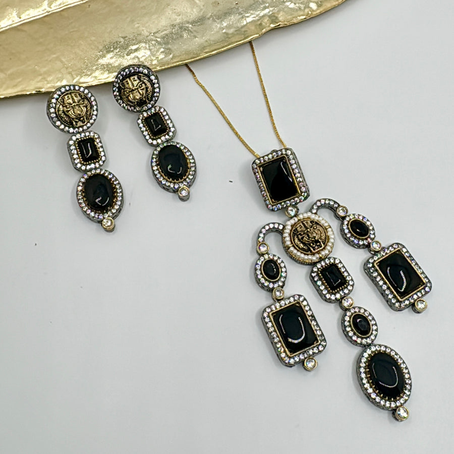 Black Sabya Inspired Pendant Set