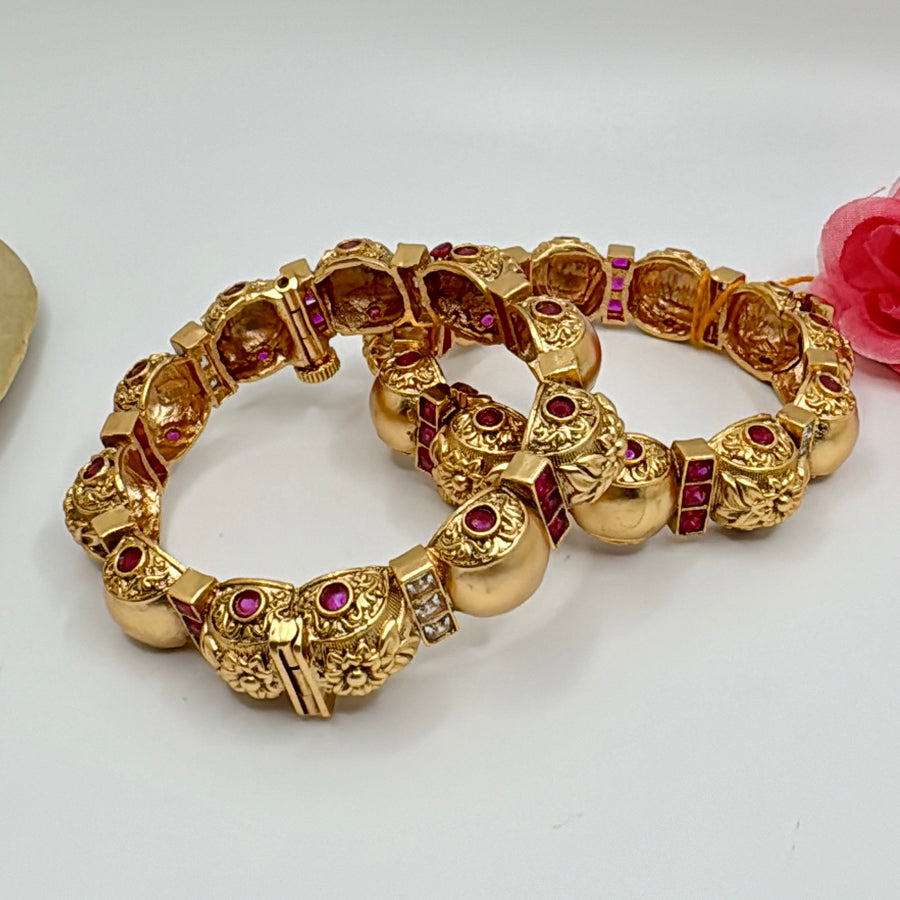 Ruby Antique Gold Openable Bangles Pair (Size 2.8)