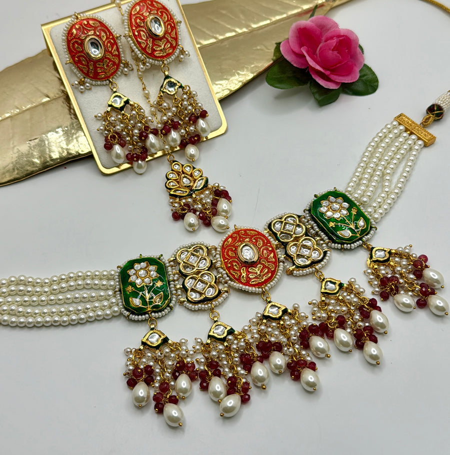 Orange Kundan Necklace Set With Mang Tika