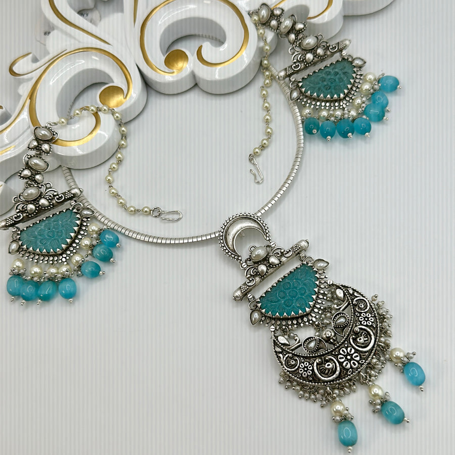 Turquoise Amrapali Stone Silver Lookalike Necklace Set