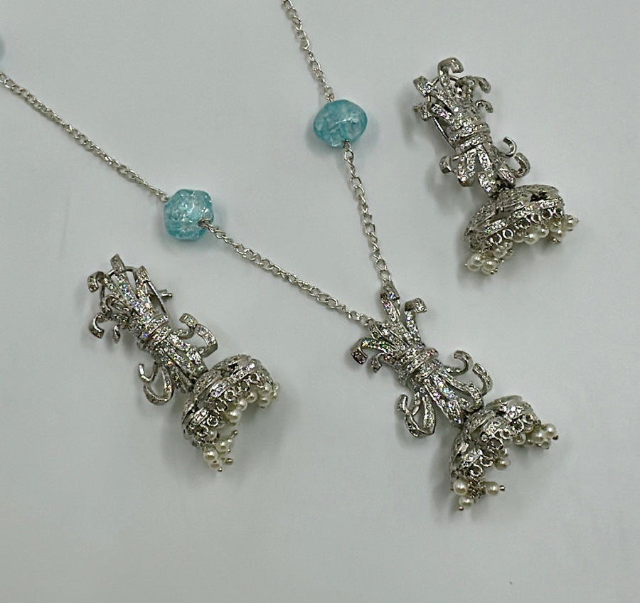 Turquoise American Diamonds Dainty Necklace Set