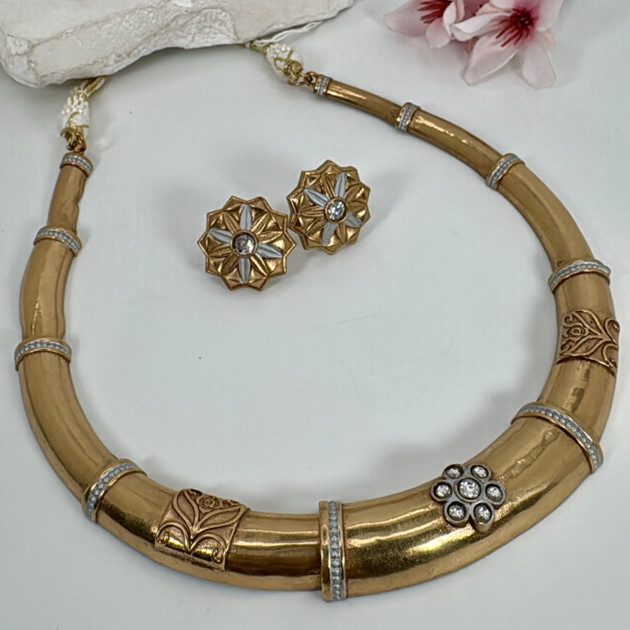 Clear Gold Silver Lookalike Hasli Necklace Set