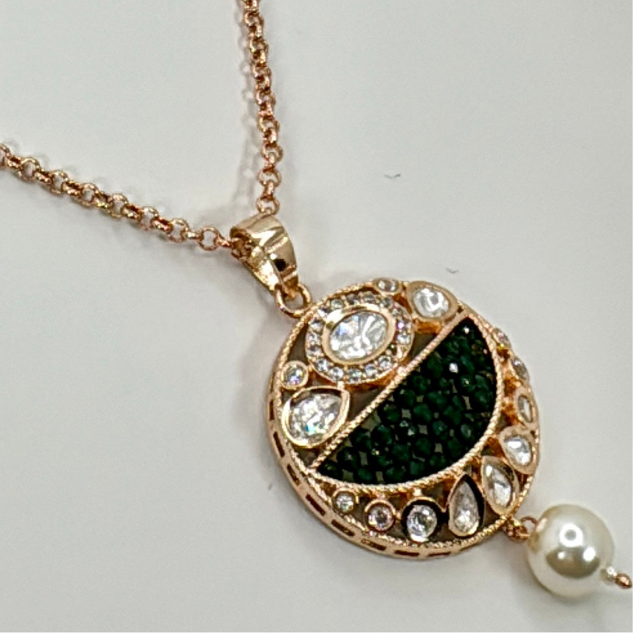 Green Piroi Moissanite Pendant Necklace Set