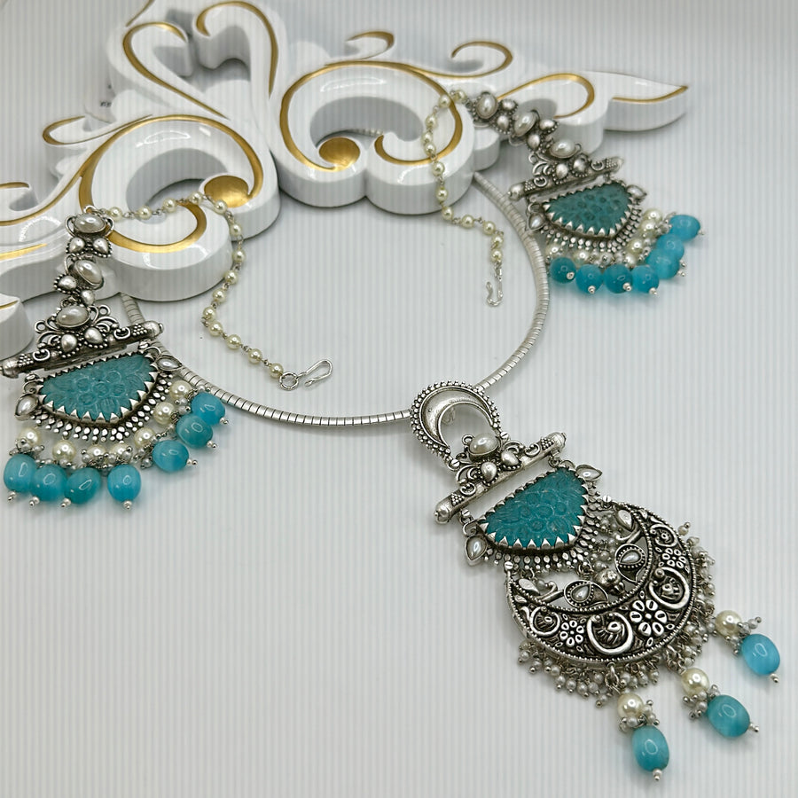 Turquoise Amrapali Stone Silver Lookalike Necklace Set