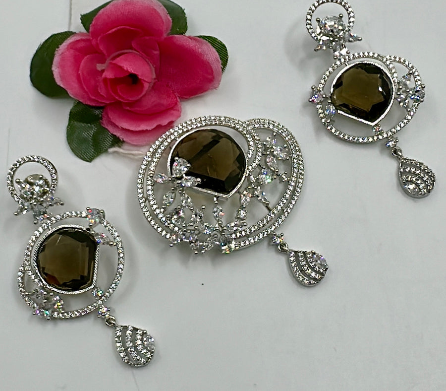 Brown American Diamonds pendant Set