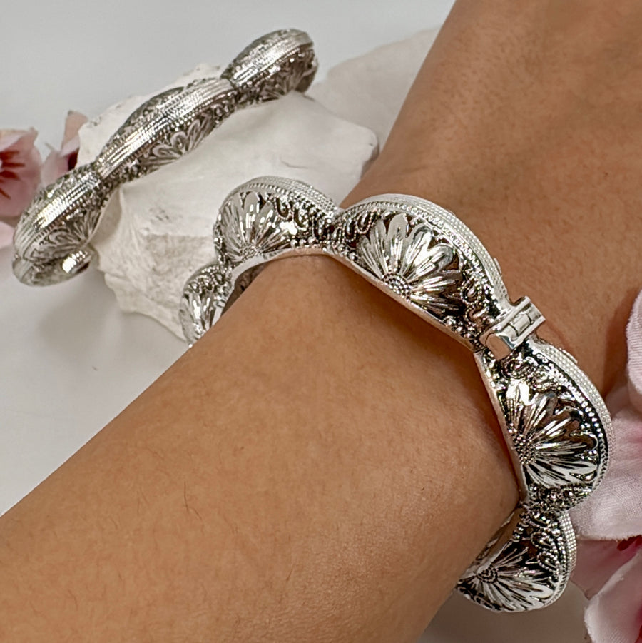 Clear Silver Openable Bangle Pair(Size 2.6)