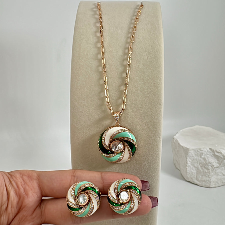 Green Enamel Pendant Necklace Set