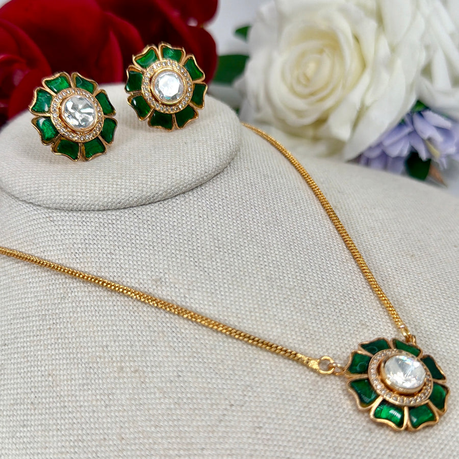 Green Jadau Moissanite Pendant Necklace Set