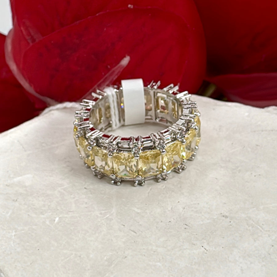 Yellow Italian Cubic Zirconia Finger Ring (Size 6)