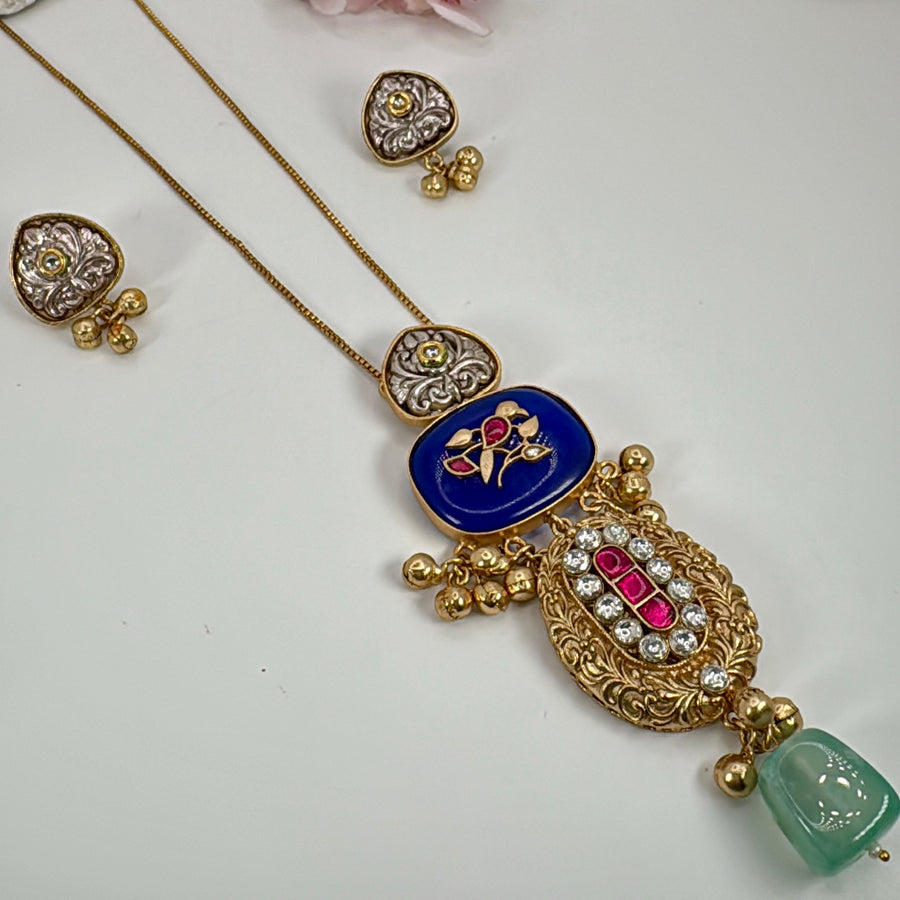 Blue Doublet With Inlay Work Dual Tone Pendant Necklace Set