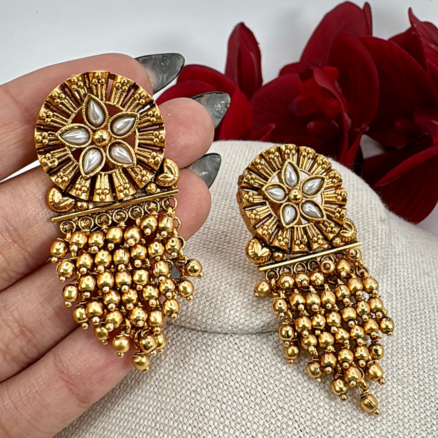 Clear Pearl Antique Gold Earrings