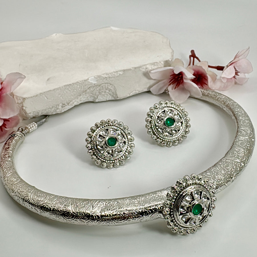 Green Silver Lookalike Hasli Necklace Set