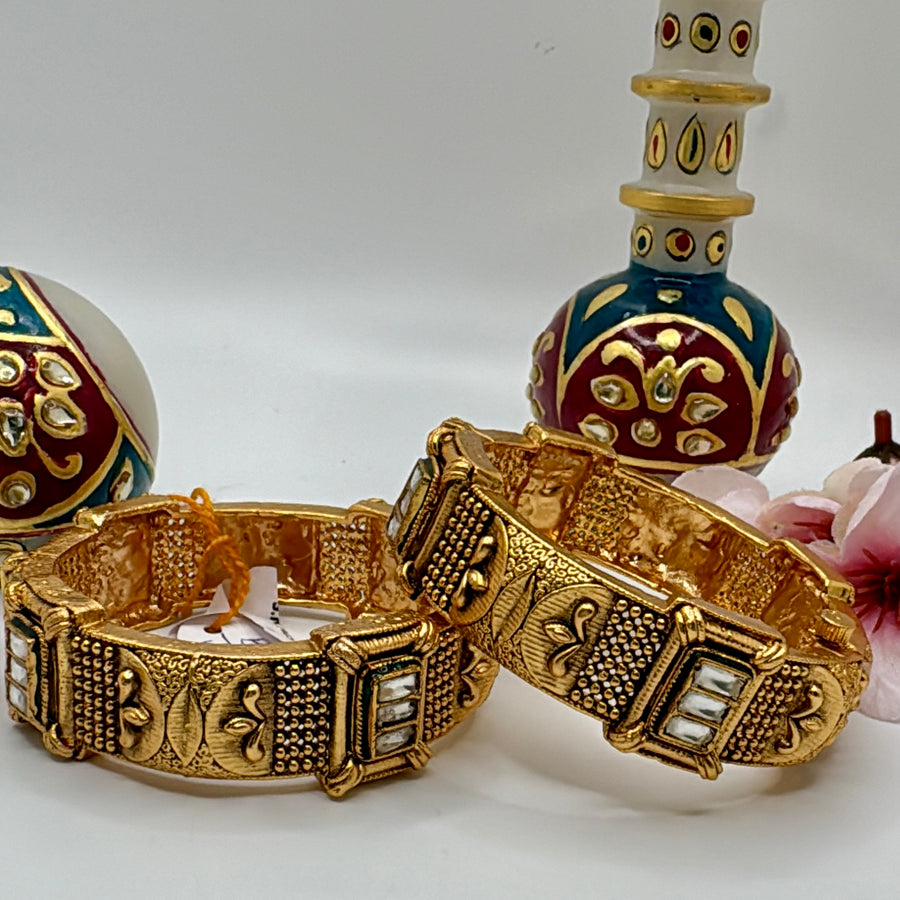 Clear 2.2 Openable Kundan Bangles Pair