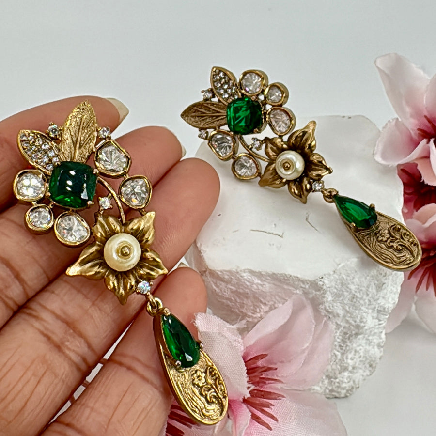 Green Moissanite Kundan Earrings
