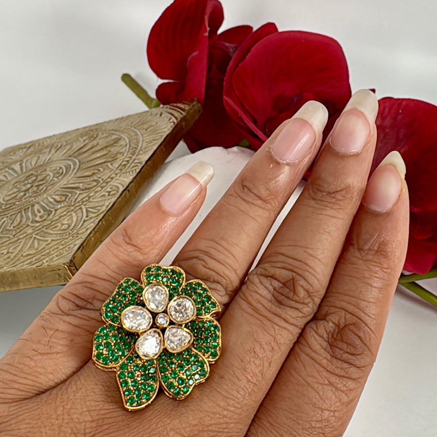 Green Invisible Setting Moissanite Adjustable Finger Ring