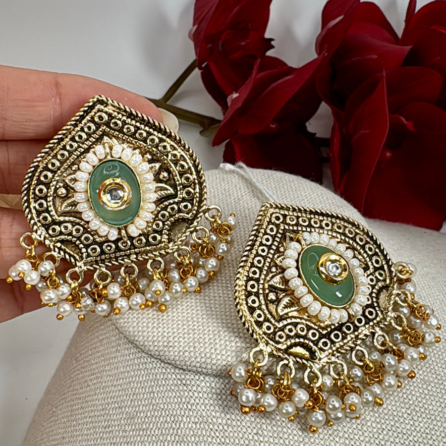 Mint Silver Lookalike Gold Lightweight Stud Earrings
