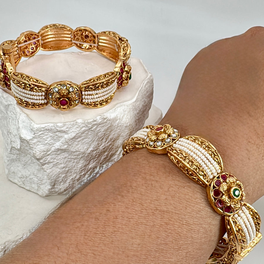 Clear & Ruby Pearl Antique Gold Openable Pacheli Bangle Pair( Size 2.4)