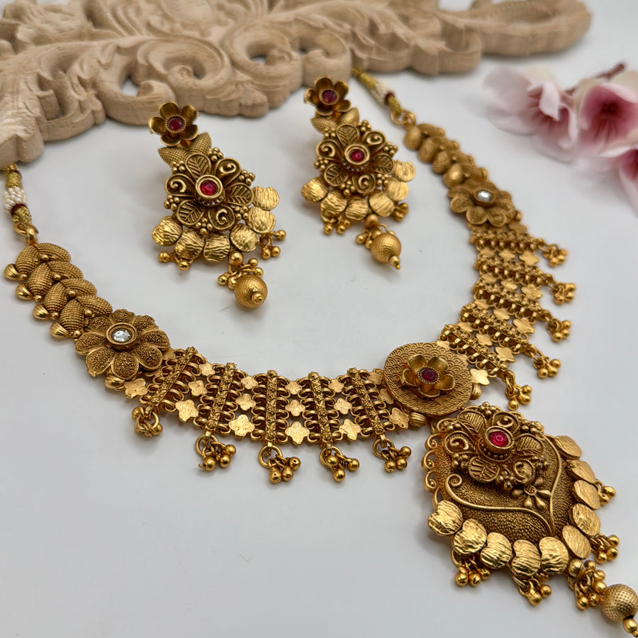 Ruby l Antique Gold Necklace Set