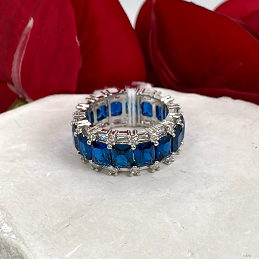 Blue Italian Cubic Zirconia Finger Ring (Size 6)