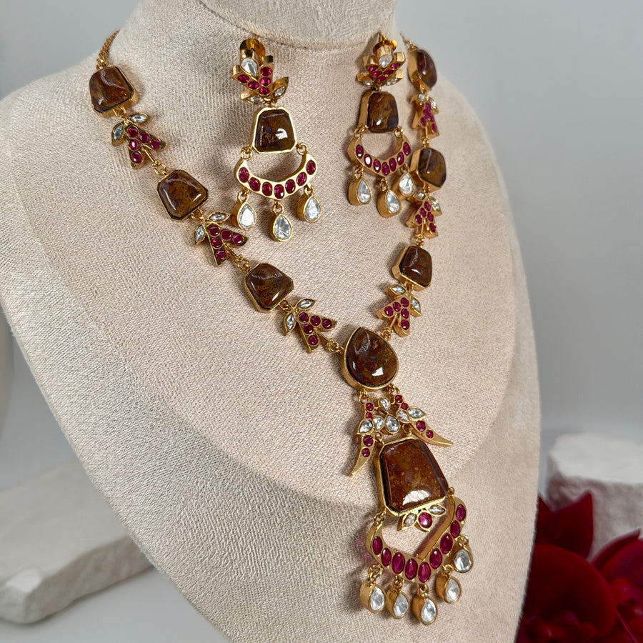 Brown Marble Doublet Ruby Jadau Necklace Set
