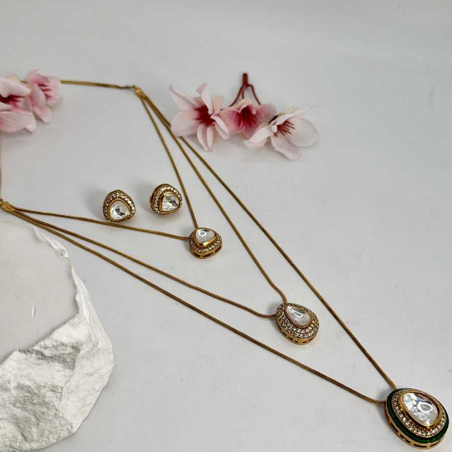 Clear Three Layers Dainty Kundan Necklace Set