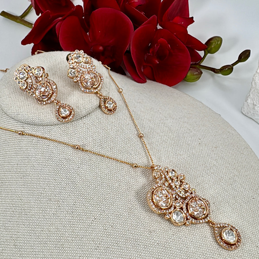 Clear Polki Kundan Pendant Necklace Set