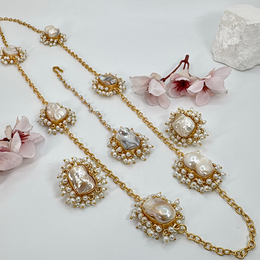 Clear Baruq Pearl Long Necklace Set