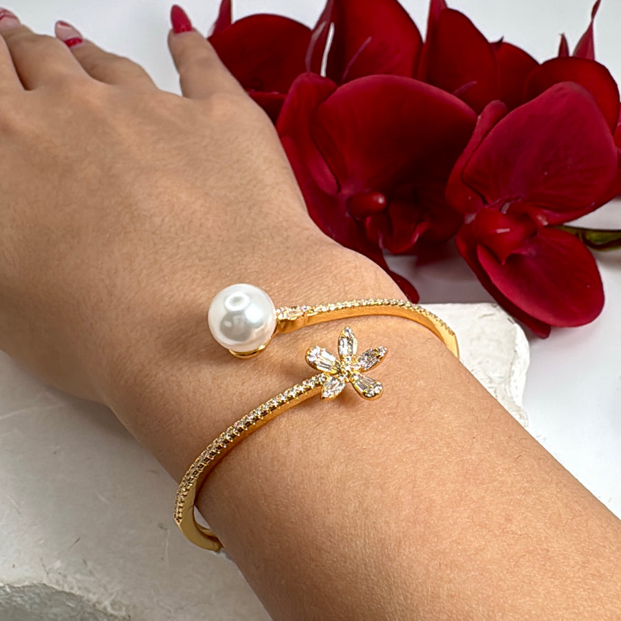 Clear Gold Pearl Cubic Zirconia Italian Adjustable Bangle(Fits Size 2.2-2.6)
