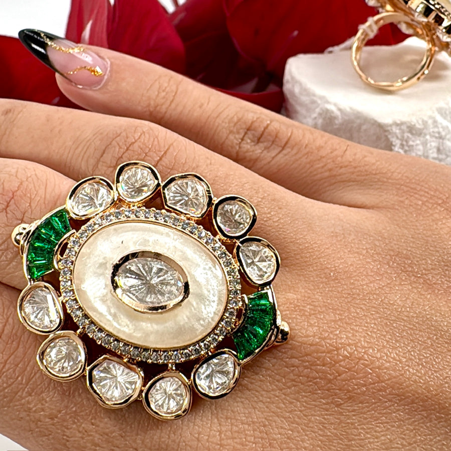 Green Invisible Setting MOP Adjustable Finger Ring