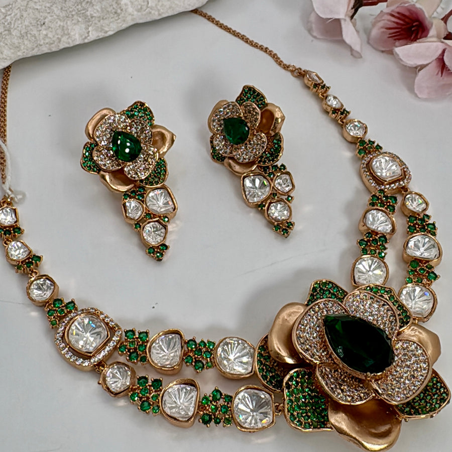 Green Invisible Setting Moissanite Flower Necklace Set