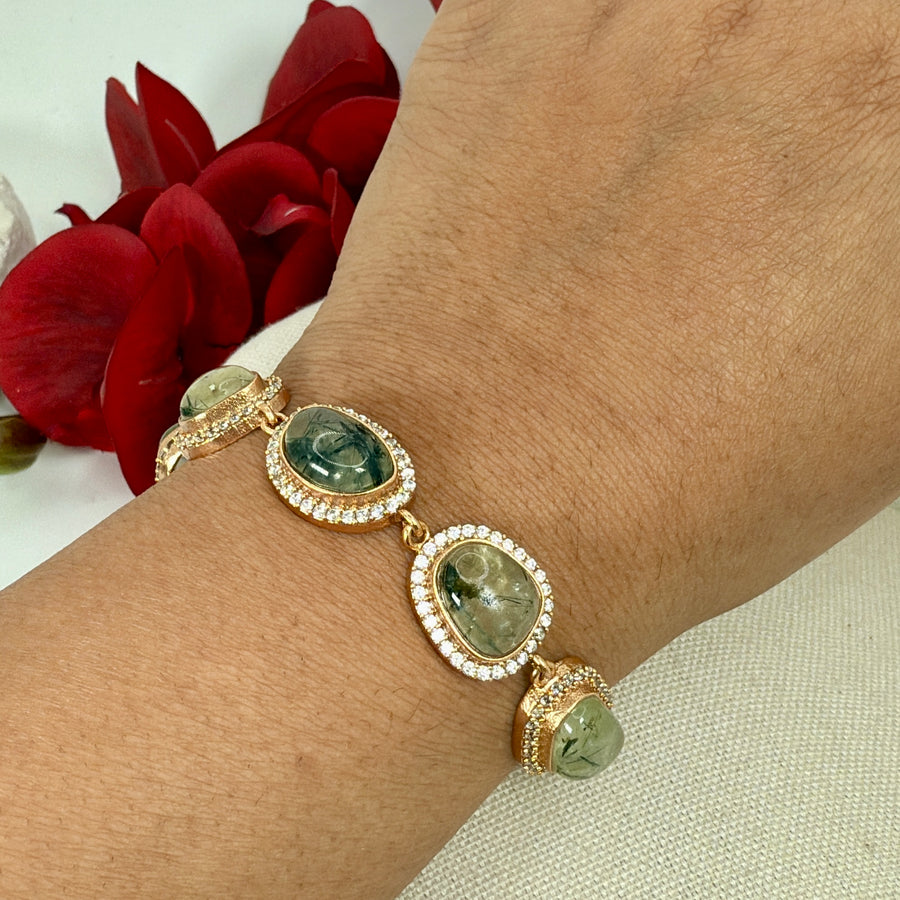 Green Natural Stones Adjustable Flexible Bracelet