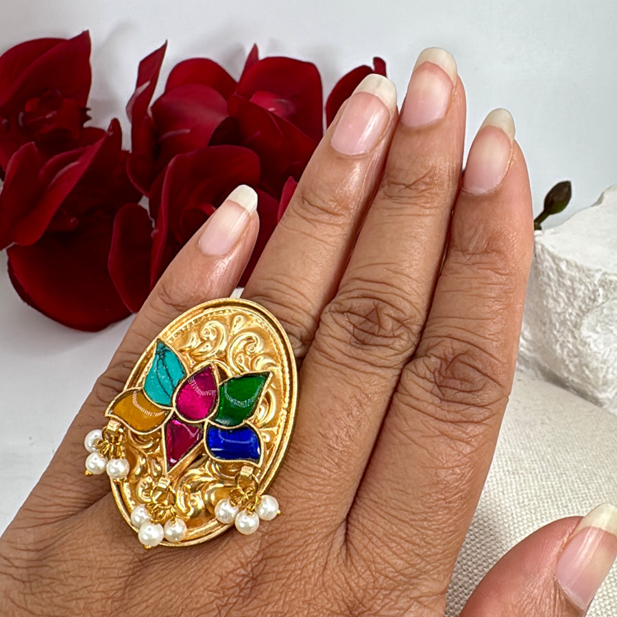 Multi Paachi Silver Lookalike Gold Openable Finger Ring