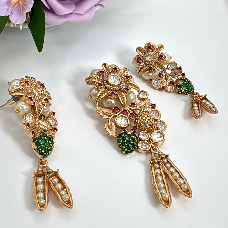 Multi Sabya Inspired Pendant Set