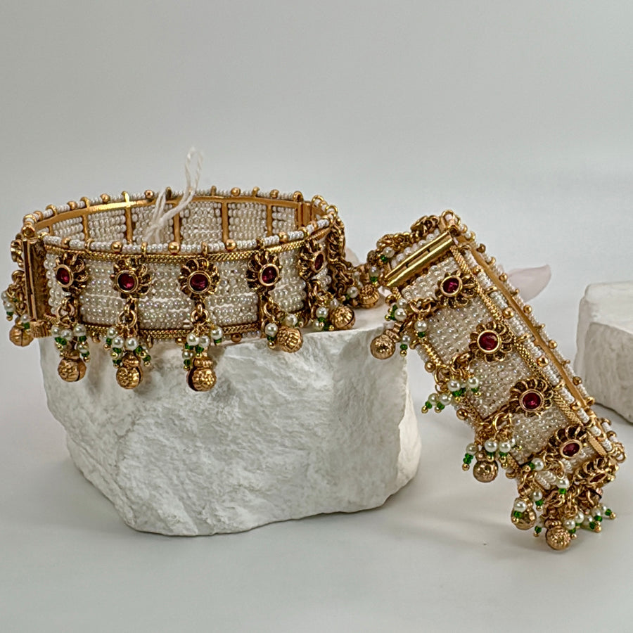 Clear & Ruby Pearl Antique Gold Openable Bangle Pair( Size 2.6)