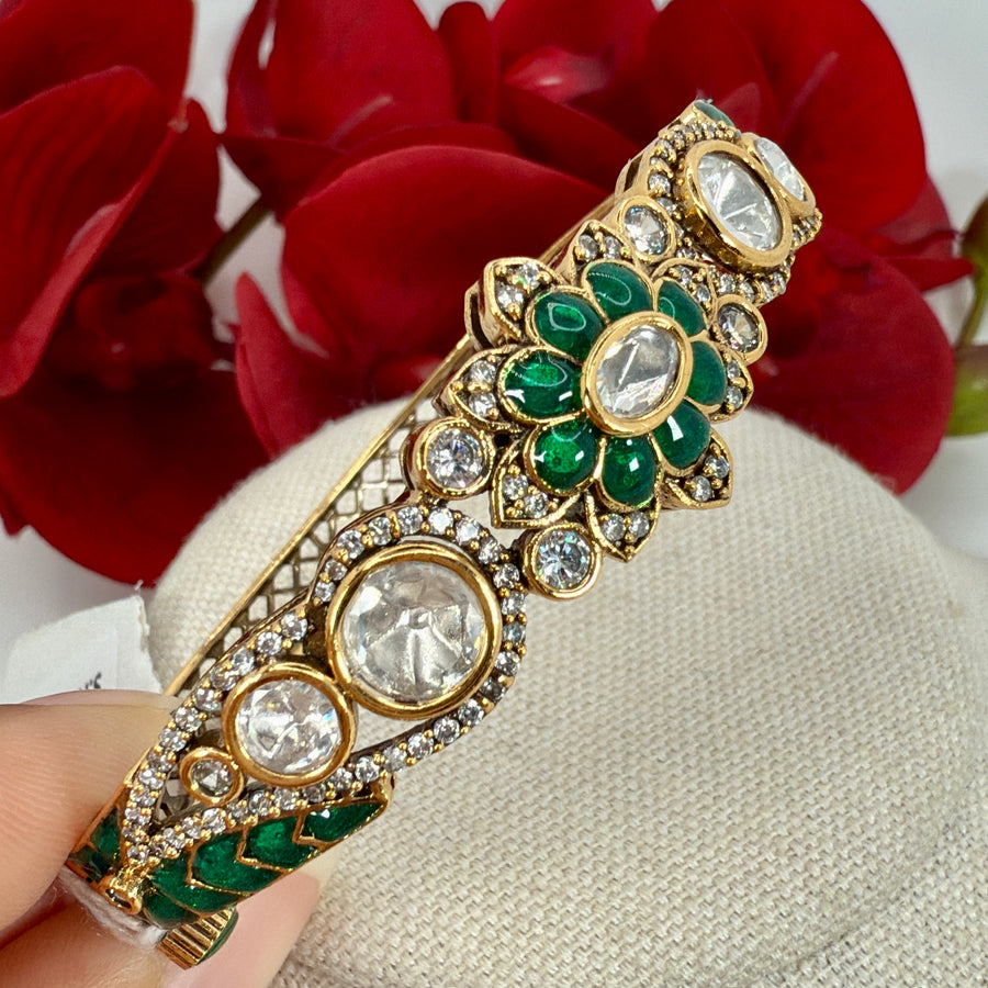 Green Jadau Moissanite Adjustable Bangle(Fits Size 2.2 to 2.6)